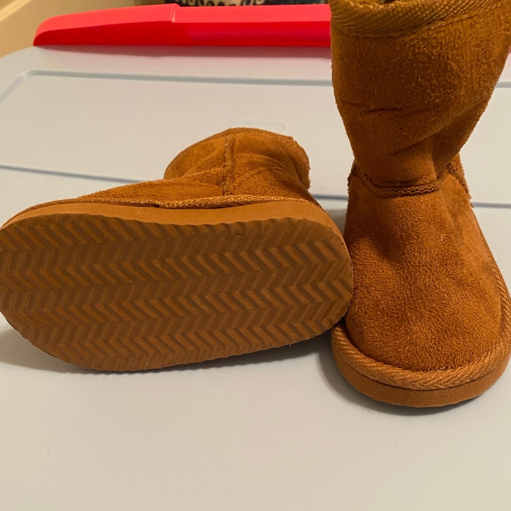 Toddler boots